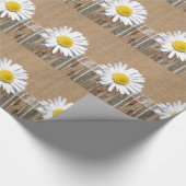 バーラップバーンウッドレースとデイジー ラッピングペーパー (角)