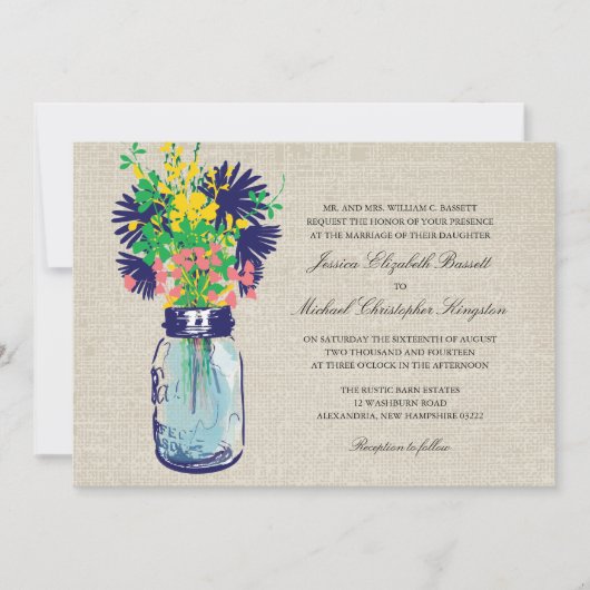 バーラップ素朴メイソンの瓶のワイルドフラワー結婚ズ 招待状 (正面)