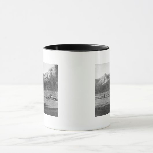 バーリントンとミズーリの馬蹄曲線 マグカップ (中央)