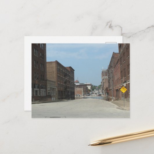 バーリントン、アイア州の建物と出口なし ポストカード (正面/裏面インサイチュ)