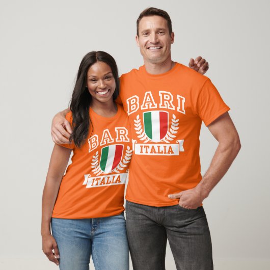 バーリ・イタリア Tシャツ (ユニセックス)