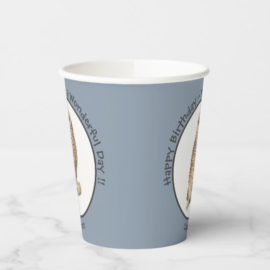 バーレッドフクロウ – 誕生日またはその他のパーティーをテーマにしたイベント 紙コップ (左)