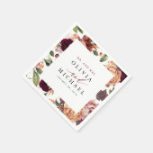 バーントオレンジとバーガンディレッドのルースチックフラワー スタンダードカクテルナプキン (角)