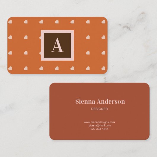 バーンドオレンジミニハートバックグラウンドモノグラム 名刺 (正面/裏面)