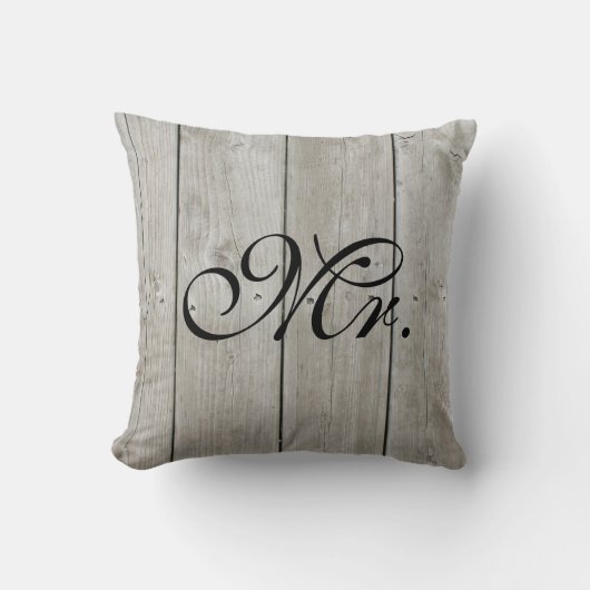 バーンドボード上のミスター・ピロー クッション (正面)