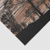 バーンボード上のウッドランドツリーシルエット 薄葉紙 (詳細)