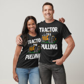 バーンランチファームオーナーアグリスト農家トラクター Tシャツ (ユニセックス)