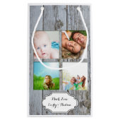 バ素朴ンウッドクリスマスホリデーファミリーフォト スモールペーパーバッグ (裏面)