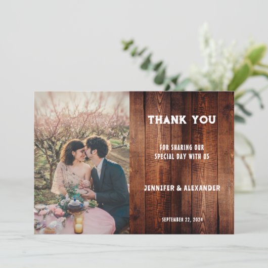 バ素朴ンウッドタイポグラフィ写真カントリー結婚式 サンキューカード (スタンド正面)