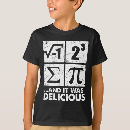 パイの日ティー食べパイと美味しかった Tシャツ (正面)