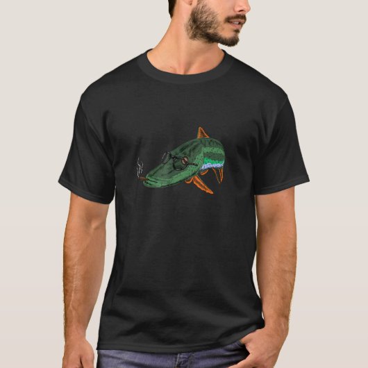 パイクシガーグラスI魚釣りアングラーフィッシュイングメンズ Tシャツ (正面)