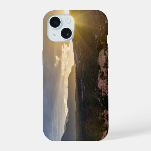 パイクスピークの夕焼けヘイズiPhoneケース iPhone 15ケース (裏面)