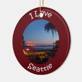 パイクプレースマーケット セラミックオーナメント (左)