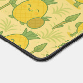 パイナップルがトロピカルな戦士を先導する デスクマット (コーナー)