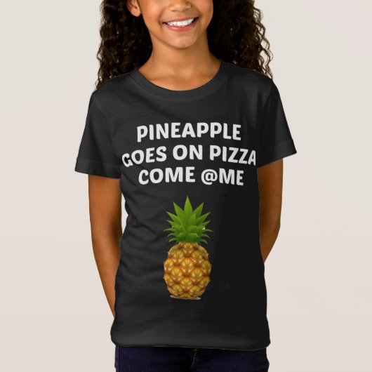 パイナップルがピザを食べる Tシャツ (正面)