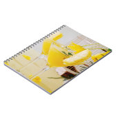 パイナップルとジンジャーフレスカカクテル ノートブック (左側)