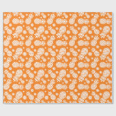 パイナップルとデイジーオレンジの白パターン（の模様が）ある包 ラッピングペーパー (フラット)