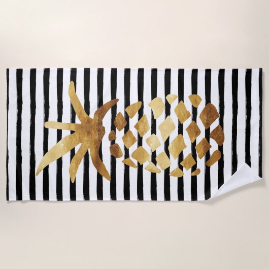 パイナップルは及び-黒いですか白の金ゴールドを縞で飾ります ビーチタオル (正面)