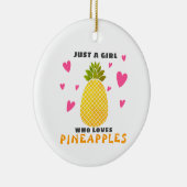 パイナップルを愛する少女 セラミックオーナメント (右)