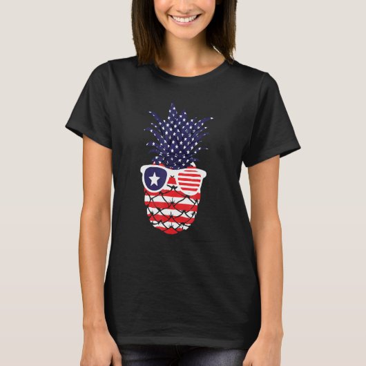 パイナップルアメリカ国旗のサングラス7月4日 Tシャツ (正面)