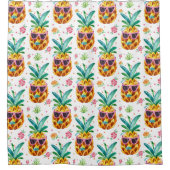 パイナップルインサングラスウォーターカラーイラストレーション シャワーカーテン (正面)