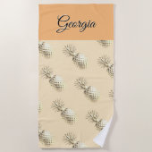 パイナップルエレガントスパターン（の模様が）ある名前をカスタムする桃 ビーチタオル (正面)