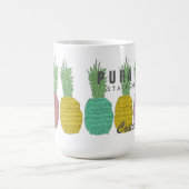 パイナップルコスタリカカラフルなPura Vidaのマグ コーヒーマグカップ (中央)