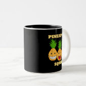 パイナップルスクワッドエキゾチック果実ビタミン健康 ツートーンマグカップ (正面右)