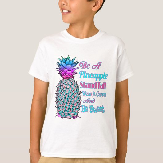 パイナップルスタンド背の高い衣服王冠は甘い Tシャツ (正面)