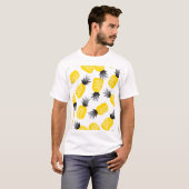 パイナップルテクスチャ、ヴィンテージ夏パターン。 Tシャツ (正面フル)