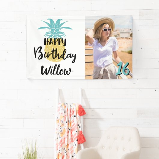 パイナップルハッピーバースデールアウ（ハワイ式宴会）パーティー、任意の年齢 横断幕 (インサイチュ)