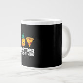 パイナップルピザ ベター・トゥゲザー 面白い食べ物のデザイン ジャンボコーヒーマグカップ (正面右)