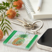 パイナップルフルーツフード熱帯アートオレンジライムかわいい キーホルダー (正面右)