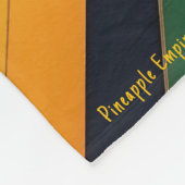 パイナップル万華鏡のように千変万化するパターン – パイナップルエンパイアデザイン フリースブランケット (角)