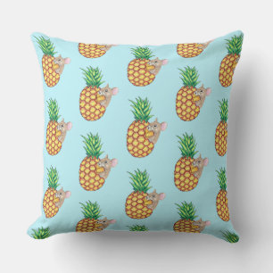パイナップル・ピカがチョンプアクアを飲む クッション