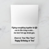 「パイプの柔軟性を発揮して」誕生日カード カード (内部)