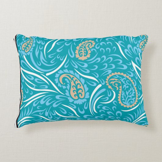 パイルを特徴とする複雑なターコイズ生地デザイン アクセントクッション (正面)