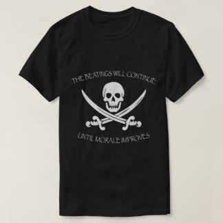 パイレーツのドクロと剣の面白いデザイン Tシャツ