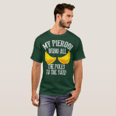 パイロクールギが棒をヤード団子に持ち込みおもしろいる Tシャツ (正面フル)