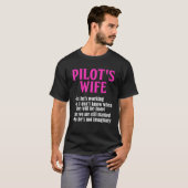 パイロットの妻おもしろいが質問に答える Tシャツ (正面フル)