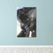 パイロットは彼のA-10 Thunderbolt IIに座る キャンバスプリント (インサイチュ (ウッドフロア))