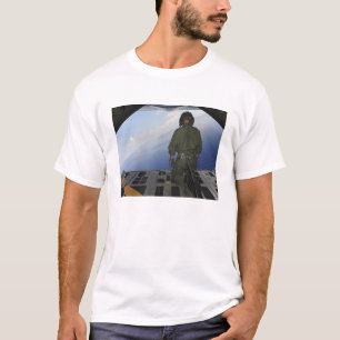 パイロットはMexicの湾の水を観察します Tシャツ