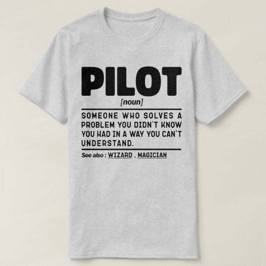 パイロット名飛んでいるインストラクター航空乗組員おもしろい Tシャツ (デザイン正面)