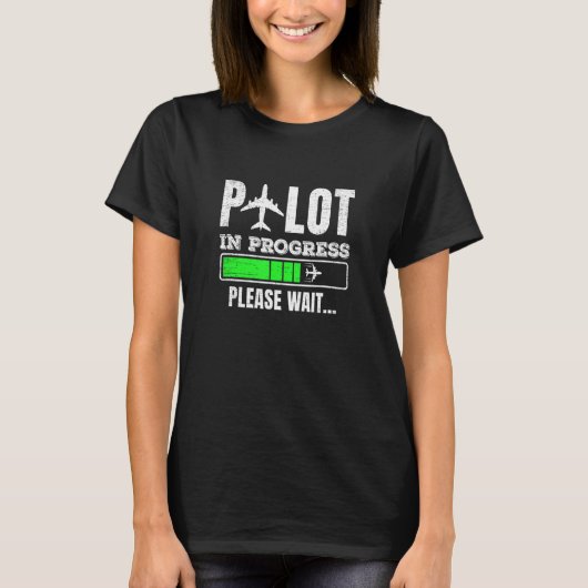 パイロット進行中の将来パイロット航空飛行機 Tシャツ (正面)