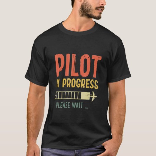 パイロット進行中の飛行機の将来のパイロットレトロ Tシャツ (正面)