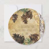 パインコーンテクスチャルラウンドクリスマスホリデーカード シーズンカード (裏面)