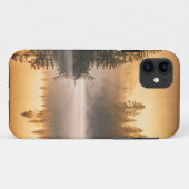 パインズ川の朝霧 Case-Mate iPhoneケース (裏面(横))