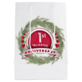 パインニードルリースレッド結婚1周年記念 ミディアムペーパーバッグ (裏面)