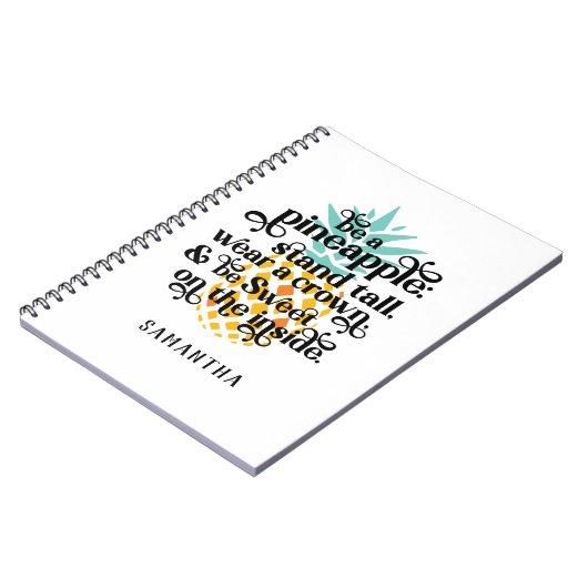 パインパーソナライズされたアップルのノートである ノートブック (左側)