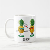 パインパーソナライズされたアップル絵文字ラブカップル コーヒーマグカップ (左)